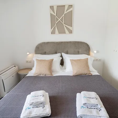 Urban Nest Apartamento Lefkáda