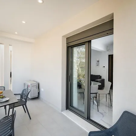 Apartment Urban Nest *